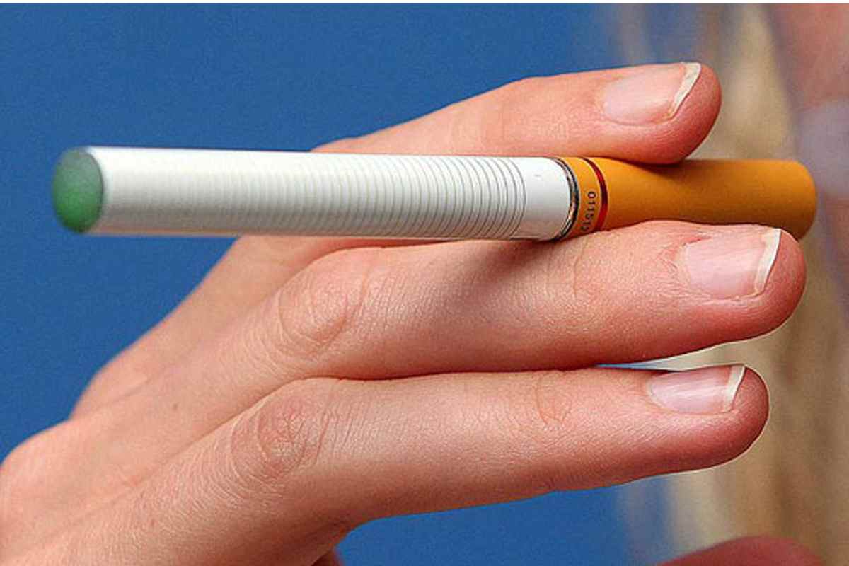  Quit Smoking : Are E-Cigs Really Smoke Free?
